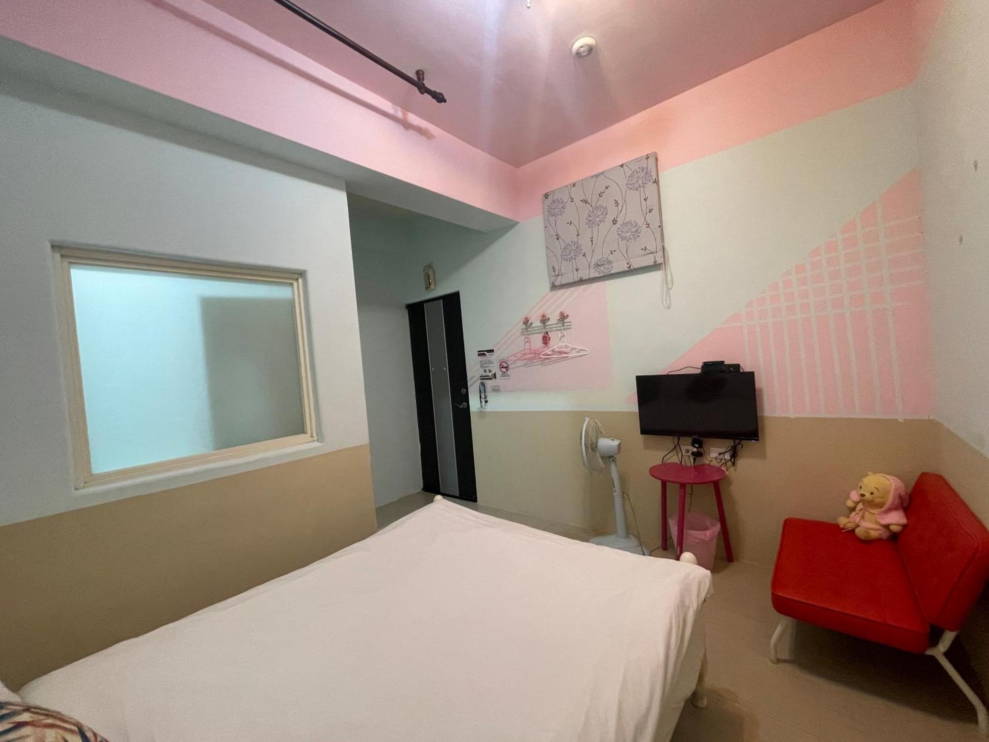 萩閣民宿sara'S House走路可到夜市近市區好停車 Hualien Exterior foto