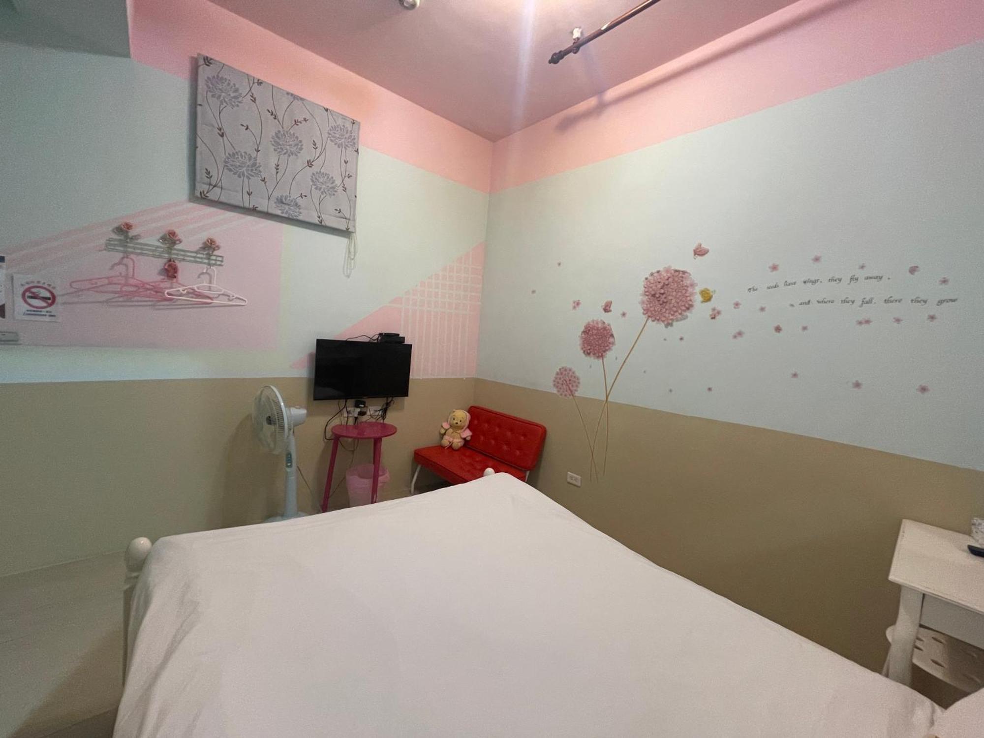 萩閣民宿sara'S House走路可到夜市近市區好停車 Hualien Exterior foto